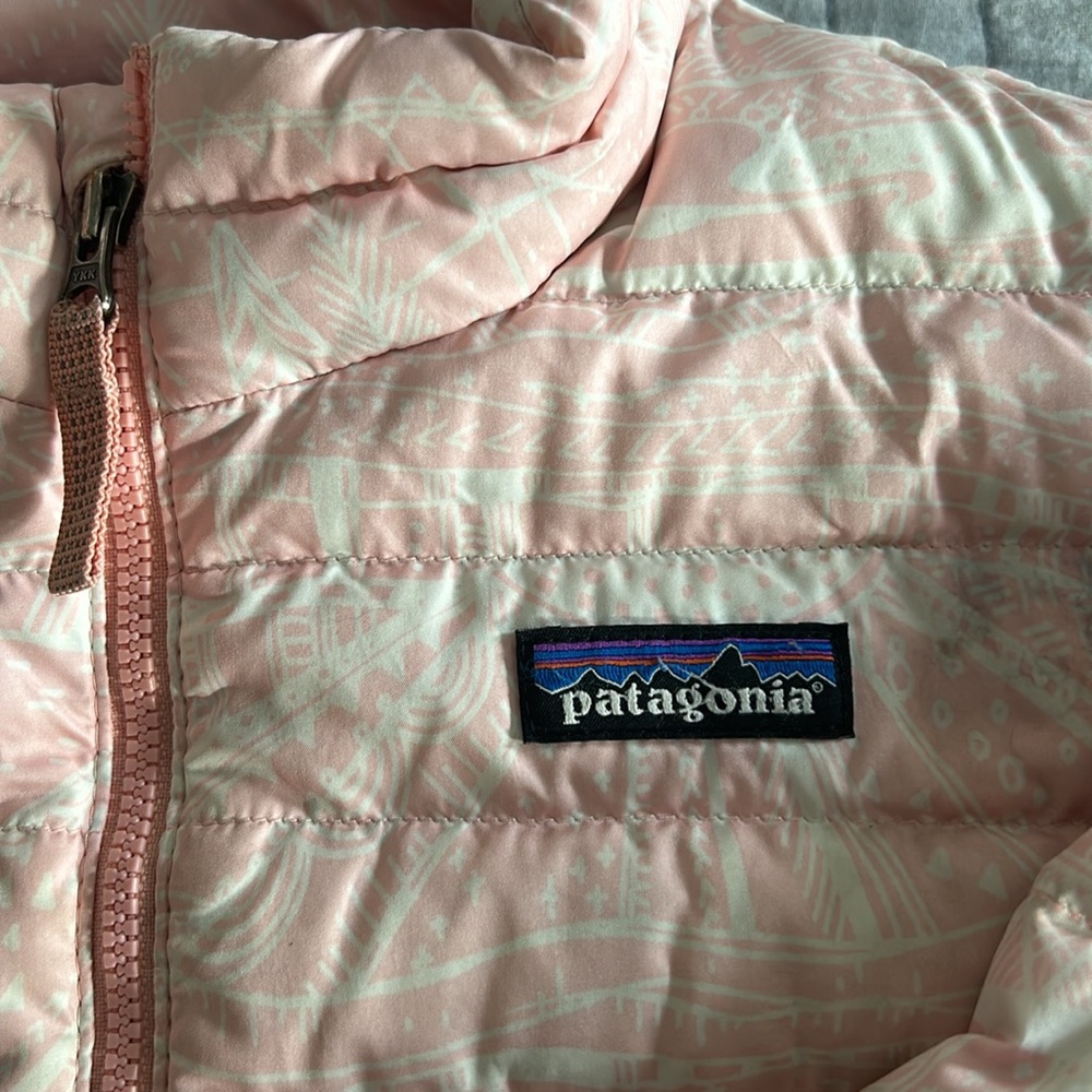 Girls size 4T Patagonia Puffer Jacket, Great Condition